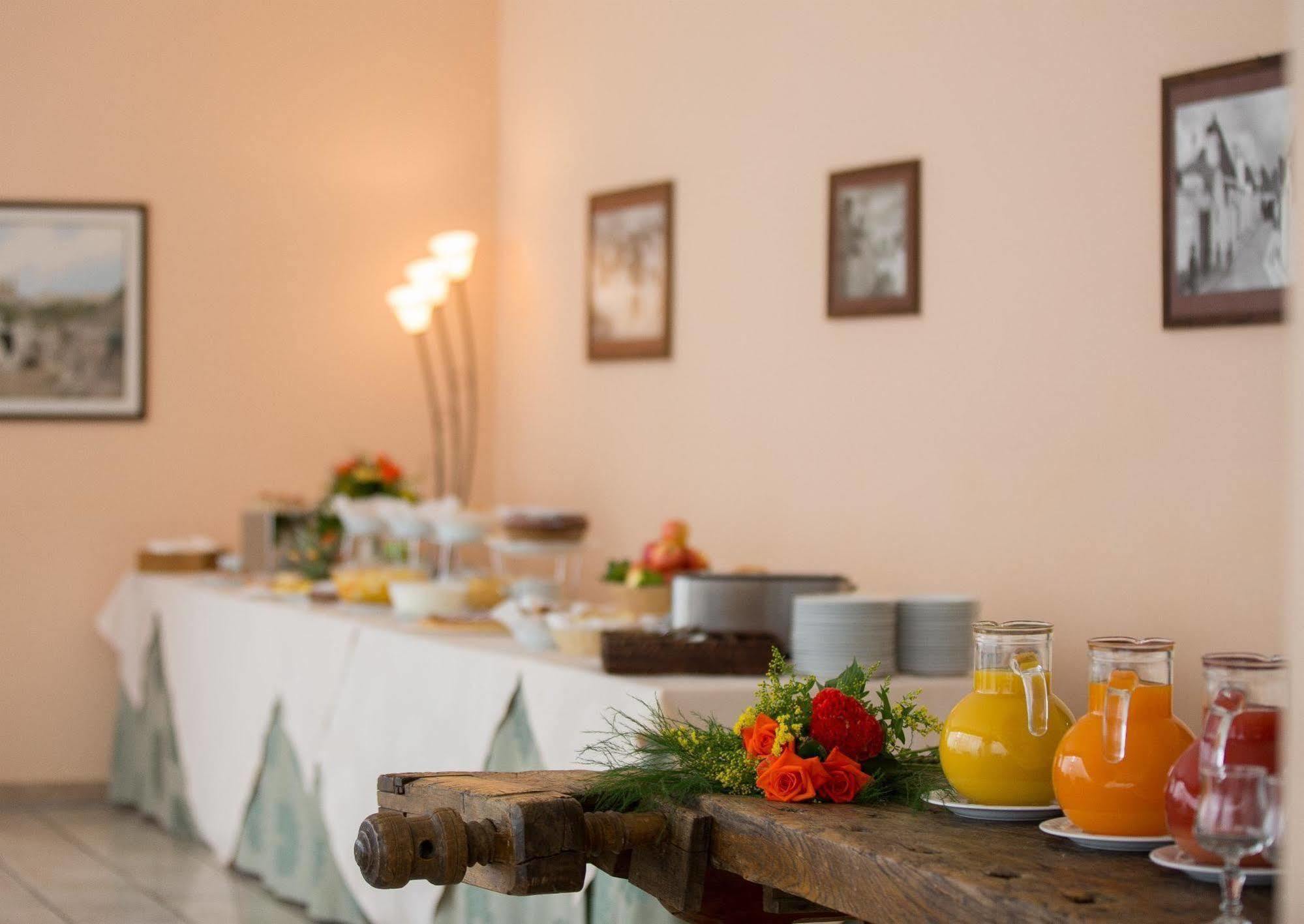 Hotel Ramapendula Алберобело Екстериор снимка